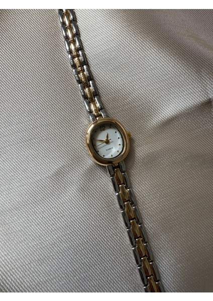 Retro Minimal Boncuk Kordon Vintage Kadın Kol Saati