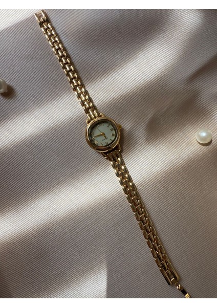 Retro Minimal Boncuk Kordon Vintage Kadın Kol Saati Içi Yeşil fırsatları