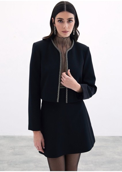 Boncuklu Kısa Ceket - Siyah modelleri