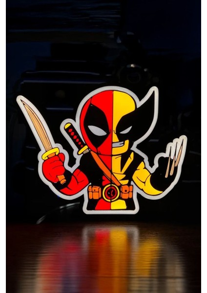 Çok Renkli Deadpool ve Wolverine Tasarımlı Rüya Işığı