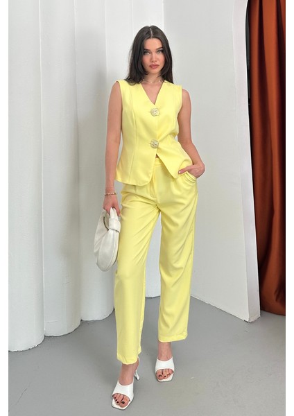 Kadın Ikili Alt Üst Takım Şık Düğme Detaylı Yelek Pantolon Takım fiyatları