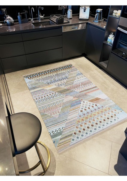 Barcelona Koleksiyonu Çok Renkli Geleneksel Motifli Modern Dekoratif Halı BARCELONA64 fiyatları