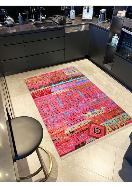 Barcelona Koleksiyonu Pembe Tonlarda Geyik ve Çiçek Motifleri Desenli Vintage Dekoratif Halı 02 modelleri