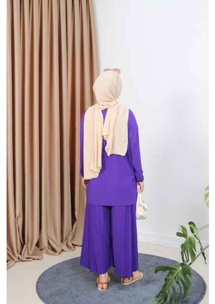 Piliseli Bol Kesim Pantolonlu Takım