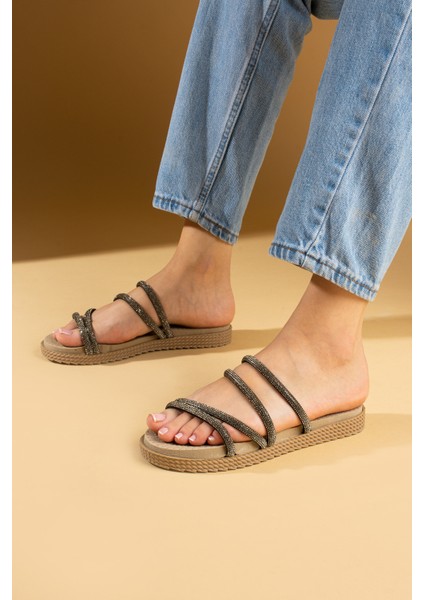 Parlak Taşlı Ince Bantlı Hasır Taban Comfort Kadın Terlik 020-760-24