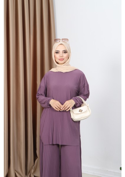 Piliseli Bol Kesim Pantolonlu Takım fırsatları