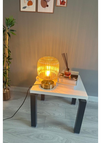 Bal Renkli Y Piramit Masa Lambası, Dekoratif ve Şık Masaüstü Aydınlatması modelleri