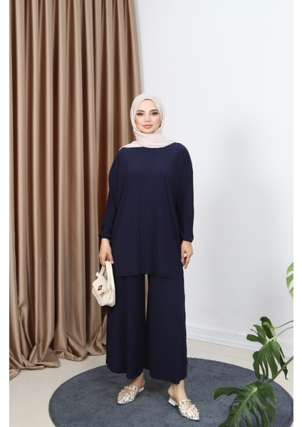 Piliseli Bol Kesim Pantolonlu Takım fiyatları