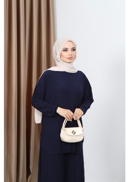 Piliseli Bol Kesim Pantolonlu Takım indirimleri