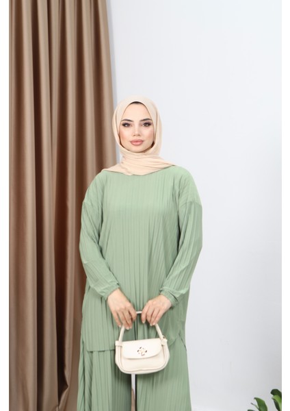 Piliseli Bol Kesim Pantolonlu Takım modelleri