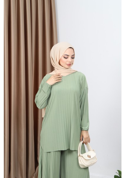 Piliseli Bol Kesim Pantolonlu Takım indirimleri