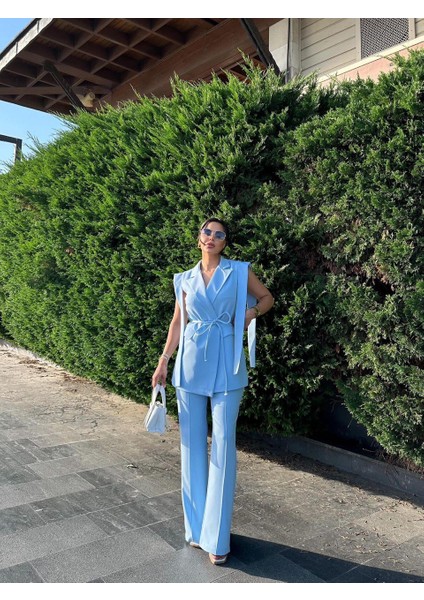 Kadın Alt Üst Ikili Takım Omuz Detaylı Kemerli Kolsuz Blazer Ceket Pantolon Takım