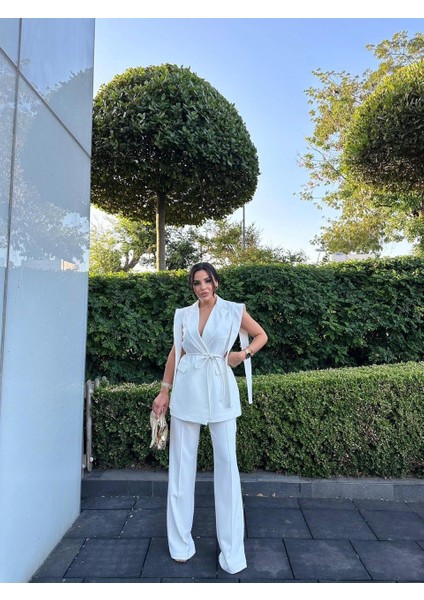Kadın Alt Üst Ikili Takım Omuz Detaylı Kemerli Kolsuz Blazer Ceket Pantolon Takım