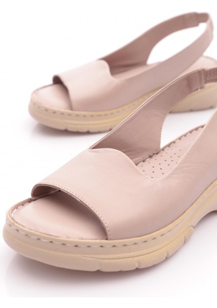 016 Kadin Lastik Detayli Sandalet fırsatları