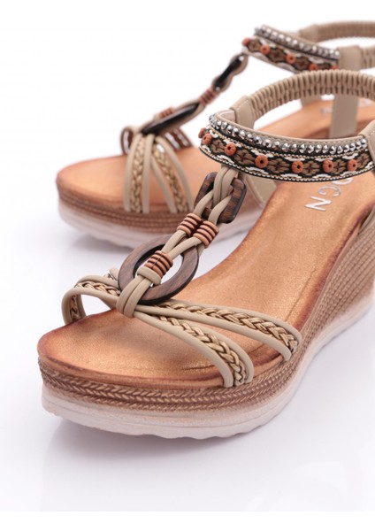 1040 Kadin Yüksek Taban Örgü Detayli Sandalet fırsatları