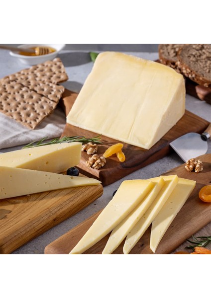 Trakya Lüks Eski Kaşar Peyniri 3 x 300 gr fırsatları