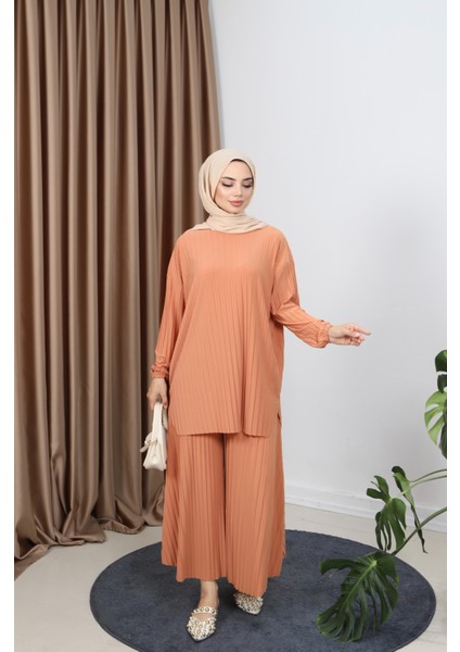 Piliseli Bol Kesim Pantolonlu Takım fiyatları