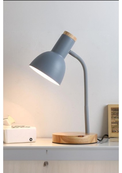 Gri Ahşap Tabanlı Modern Masa Lambası, Şık ve Esnek Boyunlu Çalışma ve Ofis Lambası fiyatları