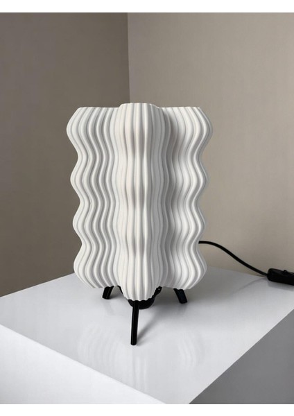 Modern Dalga Desenli Siyah Masa Lambası, Şık ve Dekoratif Aydınlatma Parçası fiyatları