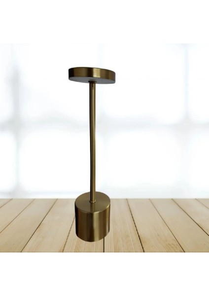 Şarjlı Orta Boy Masa Lambası, Zarif Tasarım ve Parlak Altın Renk Seçeneğiyle fiyatları