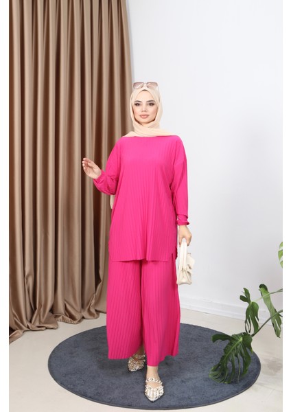 Piliseli Bol Kesim Pantolonlu Takım fırsatları