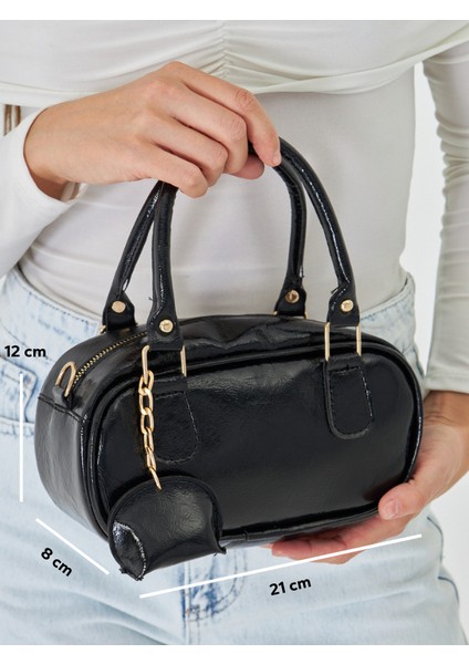Neka Siyah Charm Detaylı El, Kol ve Omuz Çantası fırsatları