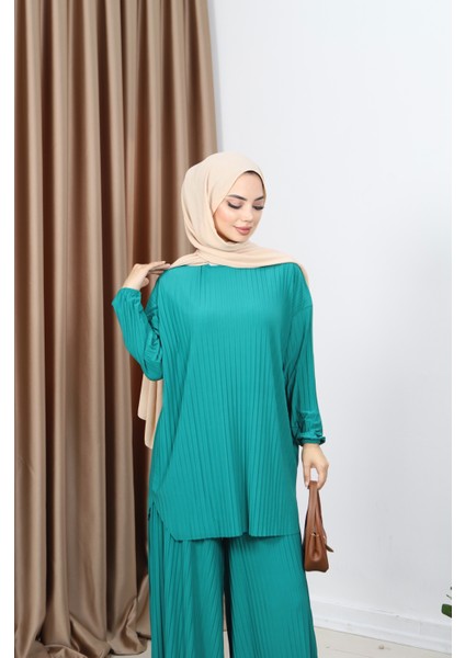 Piliseli Bol Kesim Pantolonlu Takım modelleri