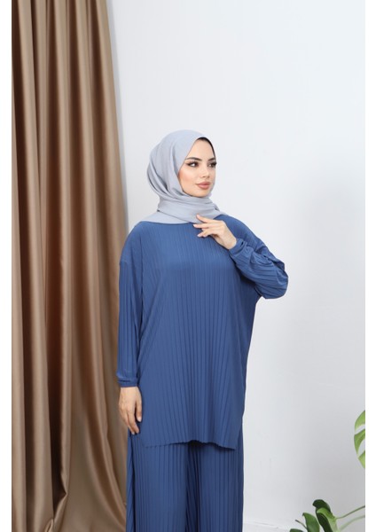 Piliseli Bol Kesim Pantolonlu Takım modelleri