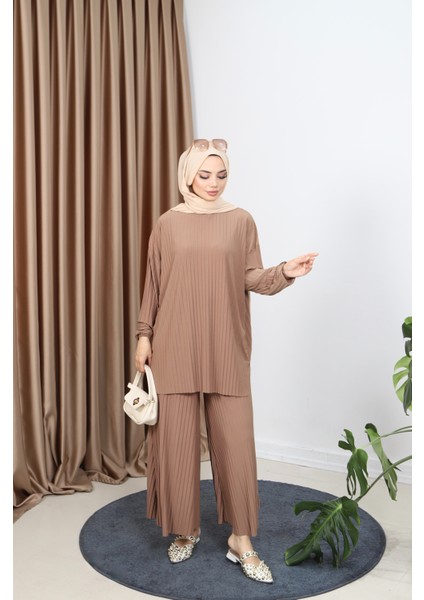 Piliseli Bol Kesim Pantolonlu Takım fiyatları