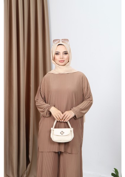 Piliseli Bol Kesim Pantolonlu Takım indirimleri