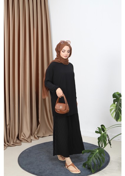 Piliseli Bol Kesim Pantolonlu Takım