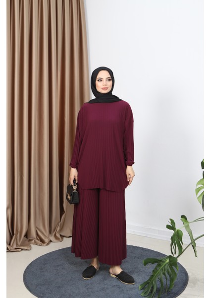 Piliseli Bol Kesim Pantolonlu Takım