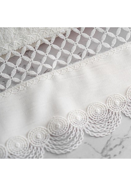 Queen Işlemeli Banyo Havlusu (90 x 150 Cm) fiyatları