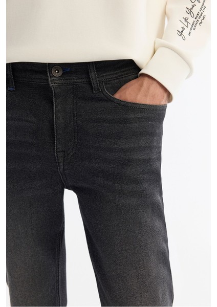 Erkek Siyah Eskitme Yıkama Jean Pantolon A42Y3524
