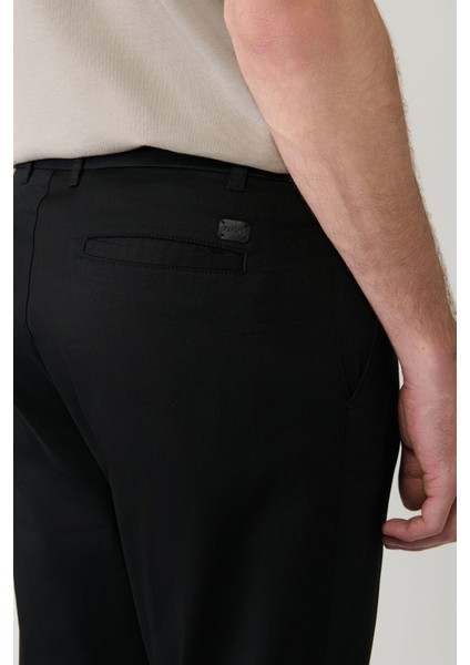 Erkek Siyah Relaxed Fit Pamuk Karışımlı Klasik Bel Pantolon A41Y3037