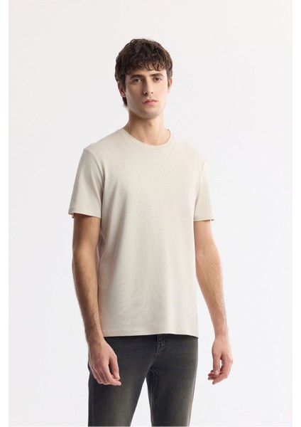 Erkek Bej Regular Fit Soft Touch Bisiklet Yaka Düz Modal T-Shirt B001171