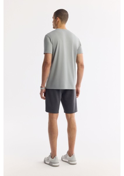 Erkek Gri Bisiklet Yaka Hareketli Hologram Baskılı Shoft Touch T-Shirt A51Y1031 fırsatları