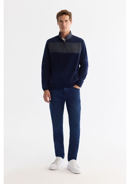 Erkek Lacivert Soğuğa Dayanıklı Fermuarlı Dik Yaka Polar Sweatshirt A42y1380 indirimleri