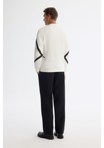 Erkek Ekru Bisiklet Yaka Pamuklu Baskılı Sweatshirt A42y1317 fırsatları