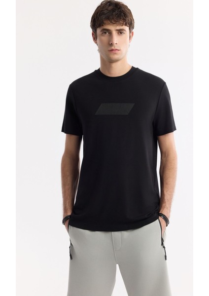 Erkek Siyah Bisiklet Yaka Hareketli Hologram Baskılı Shoft Touch T-Shirt A51Y1031