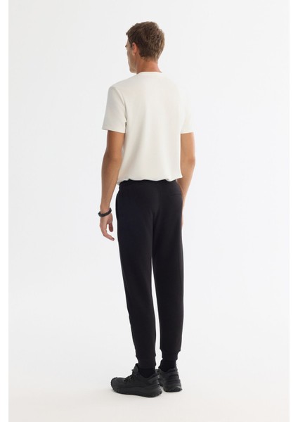 Erkek Siyah Regular Fit Beli Bağcıklı Ayarlanabilir İpli 3 İplik Şardonlu Eşofman Altı B003403