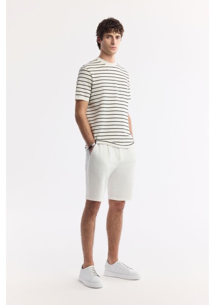 Erkek Beyaz Regular Fit Bisiklet Yaka Çizgili Jakarlı Ribana Detaylı T-shirt A51y1149 indirimleri