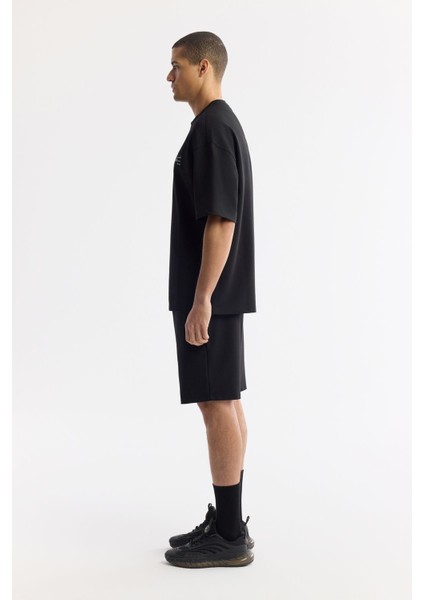 Erkek Siyah Bisiklet Yaka Oversize Göğsü Baskı Detaylı 2'İplik T-Shirt A51Y1095