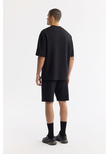 Erkek Siyah Bisiklet Yaka Oversize Göğsü Baskı Detaylı 2'İplik T-Shirt A51Y1095