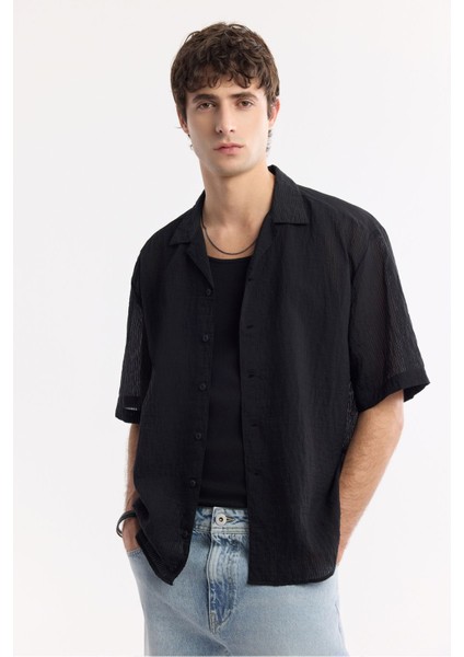 Erkek Siyah Apaj Yaka Viskon Karışımlı Kısa Kol Boxy Fit Gömlek A51Y2131