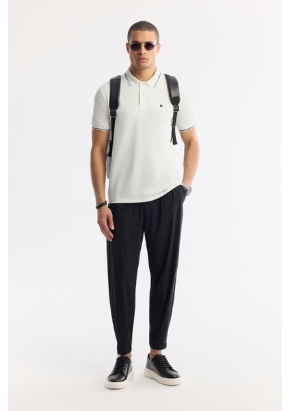 Erkek Ekru Düğmeli Polo Yaka Soft Touch Logo Detaylı T-Shirt A51Y1000