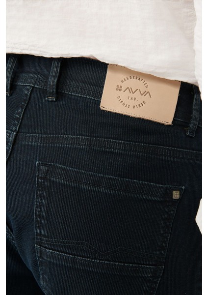 Erkek Lacivert Eskitme Yıkamalı Jean Pantolon A41Y3510