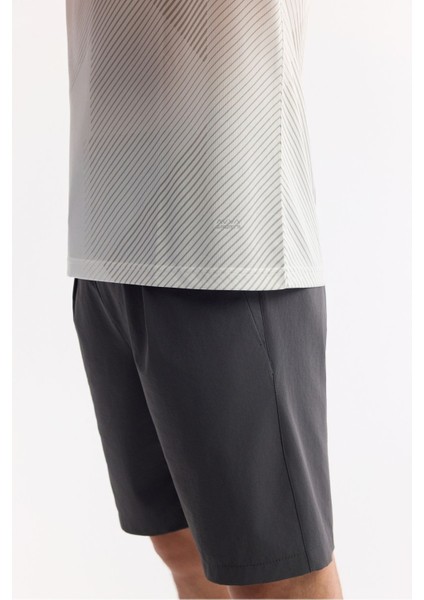 Erkek Beyaz Regular Fit Bisiklet Yaka Geometrik Desenli Teknik Kumaş Detaylı T-shirt A51y1151 indirimleri