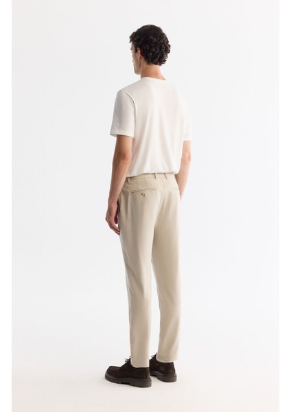 Erkek Bej Slim Fit Klasik Bel Yumuşak Tuşeli Chino Pantolon B003035