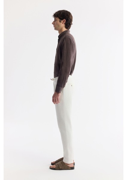Erkek Kırık Beyaz Relaxed Fit Beli Bağcıklı Keten Karışımlı Chino Pantolon B003036